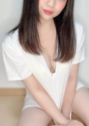 由愛