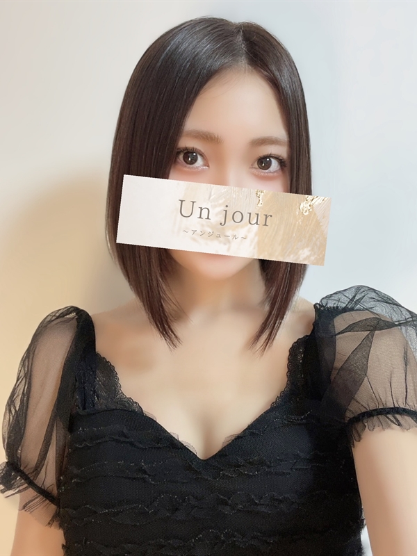 足立 いつき