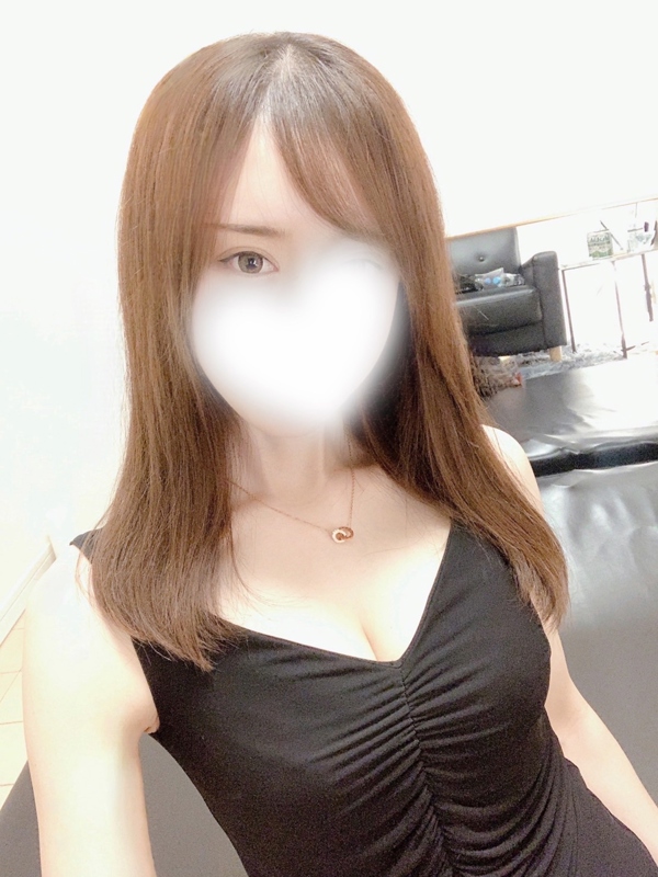 綾瀬なな
