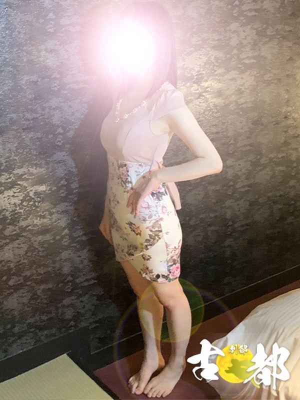 雫　華凛画像2