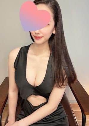 長谷川えみ