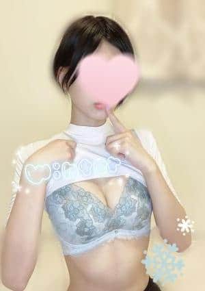 水樹えれな