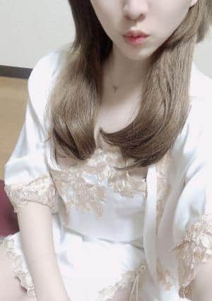 新田　帆花