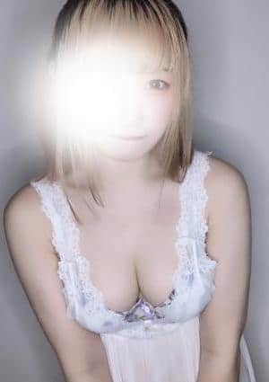 七瀬なな