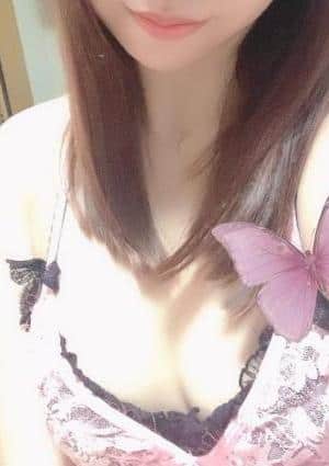 中園めい