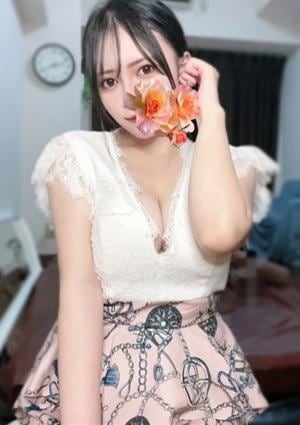 川谷えれん