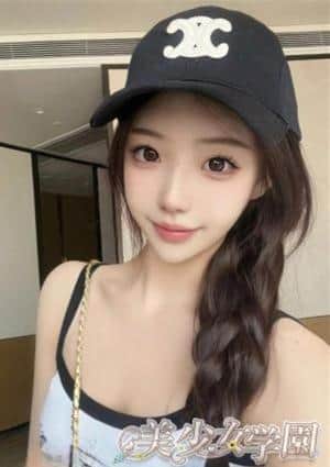 ナナミ