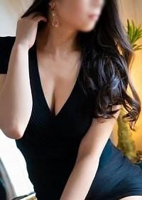 篠田あゆみ
